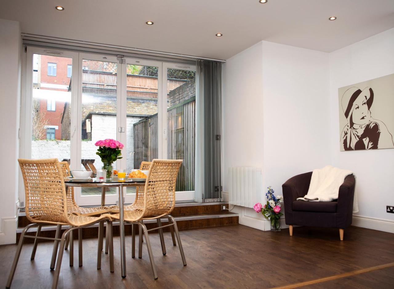 Apt 1, Trafalgar Square 1St Floor By Indigo Flats Лондон Екстериор снимка