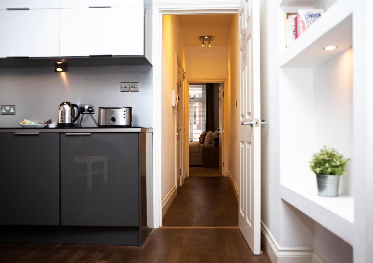 Apt 1, Trafalgar Square 1St Floor By Indigo Flats Лондон Екстериор снимка